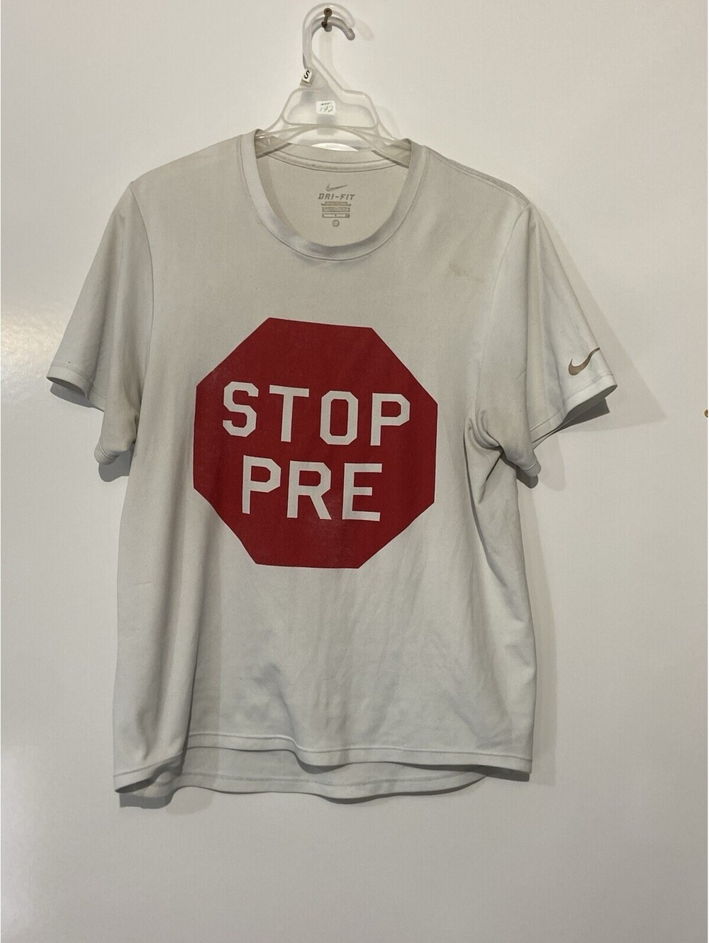 Mens NIKE White Dri-Fit STOP PRE Steve Prefontaine Shirt Sz S